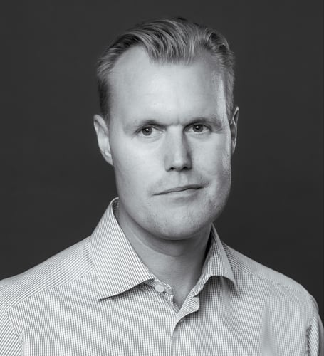 Mikael Göthager_sv_low
